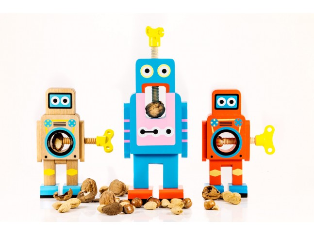 Robot Nut Cracker